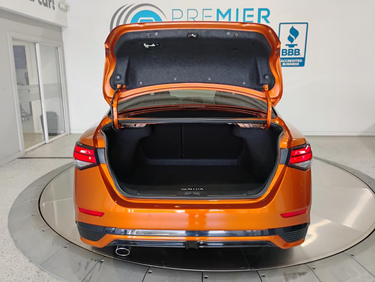 Nissan Sentra SR 2024