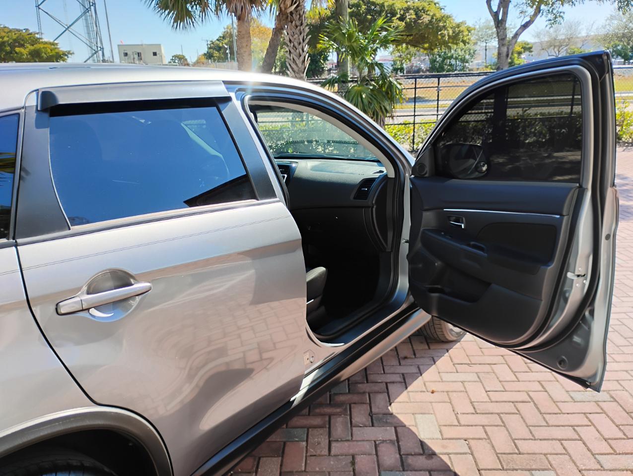 Mitsubishi Outlander Sport 2.0 ES 4WD 2023