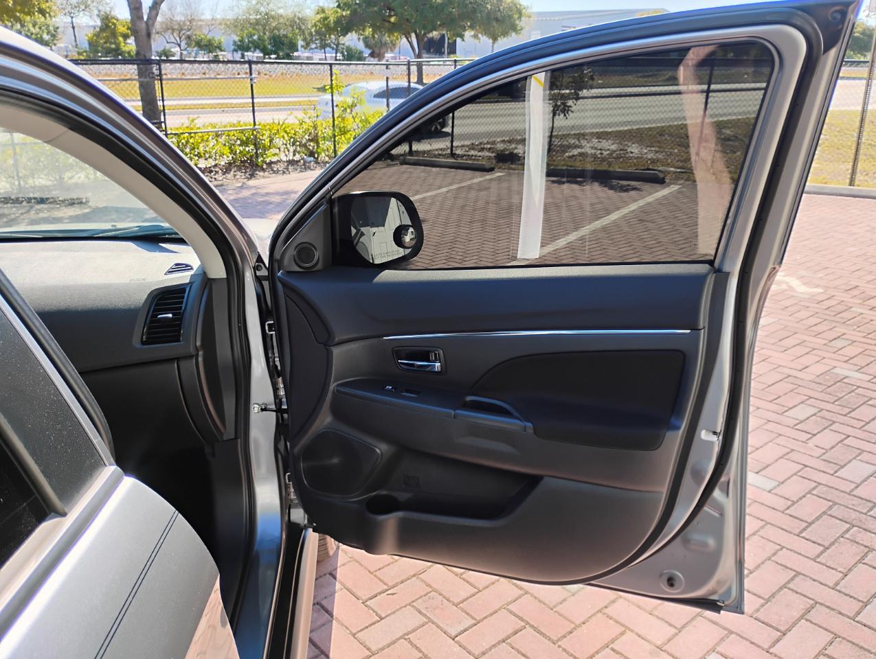 Mitsubishi Outlander Sport 2.0 ES 4WD 2023