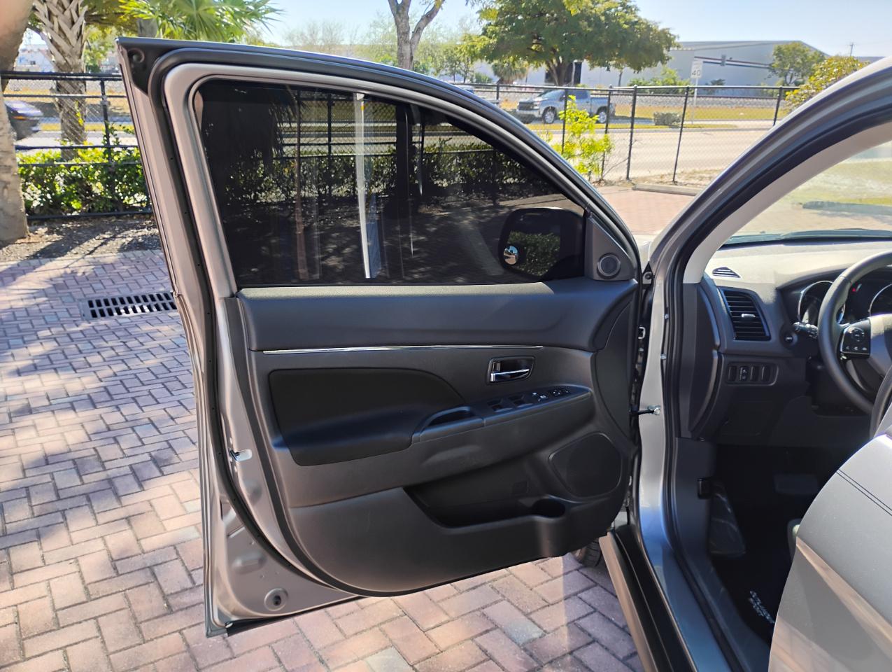 Mitsubishi Outlander Sport 2.0 ES 4WD 2023