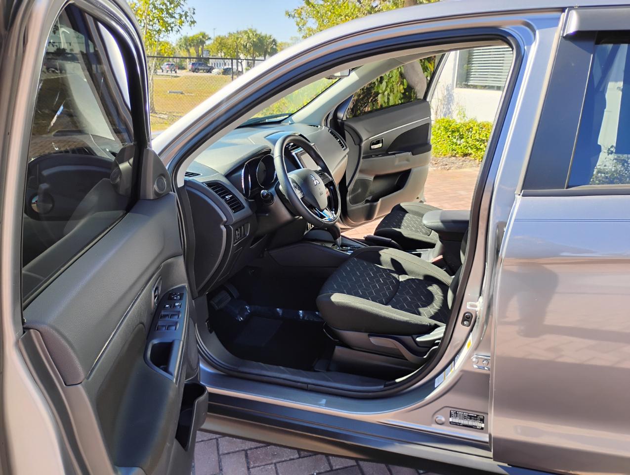 Mitsubishi Outlander Sport 2.0 ES 4WD 2023