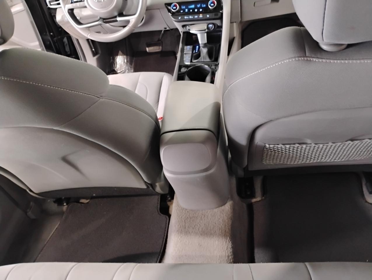 Hyundai Elantra SE Auto 2022