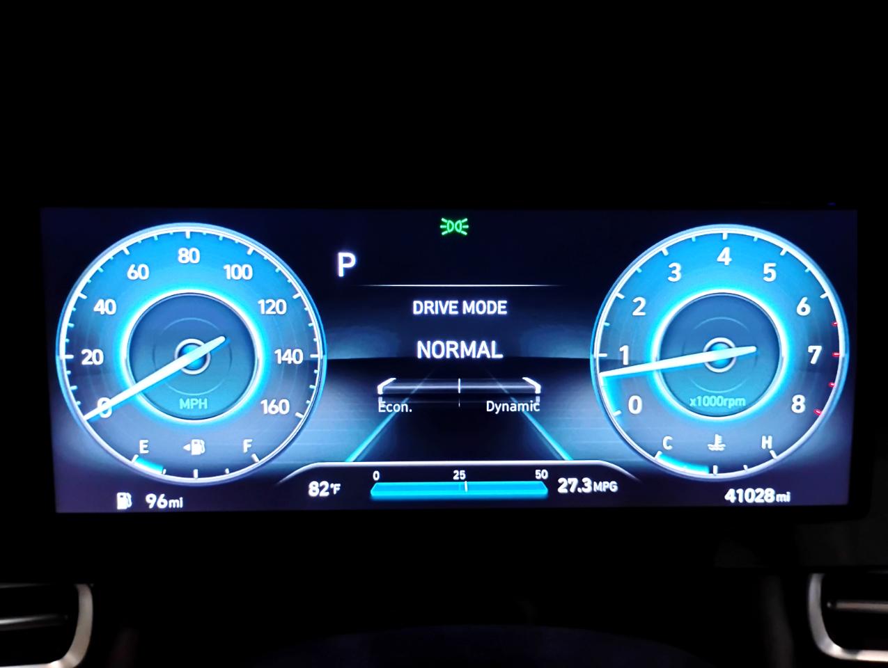 Hyundai Elantra SE Auto 2022