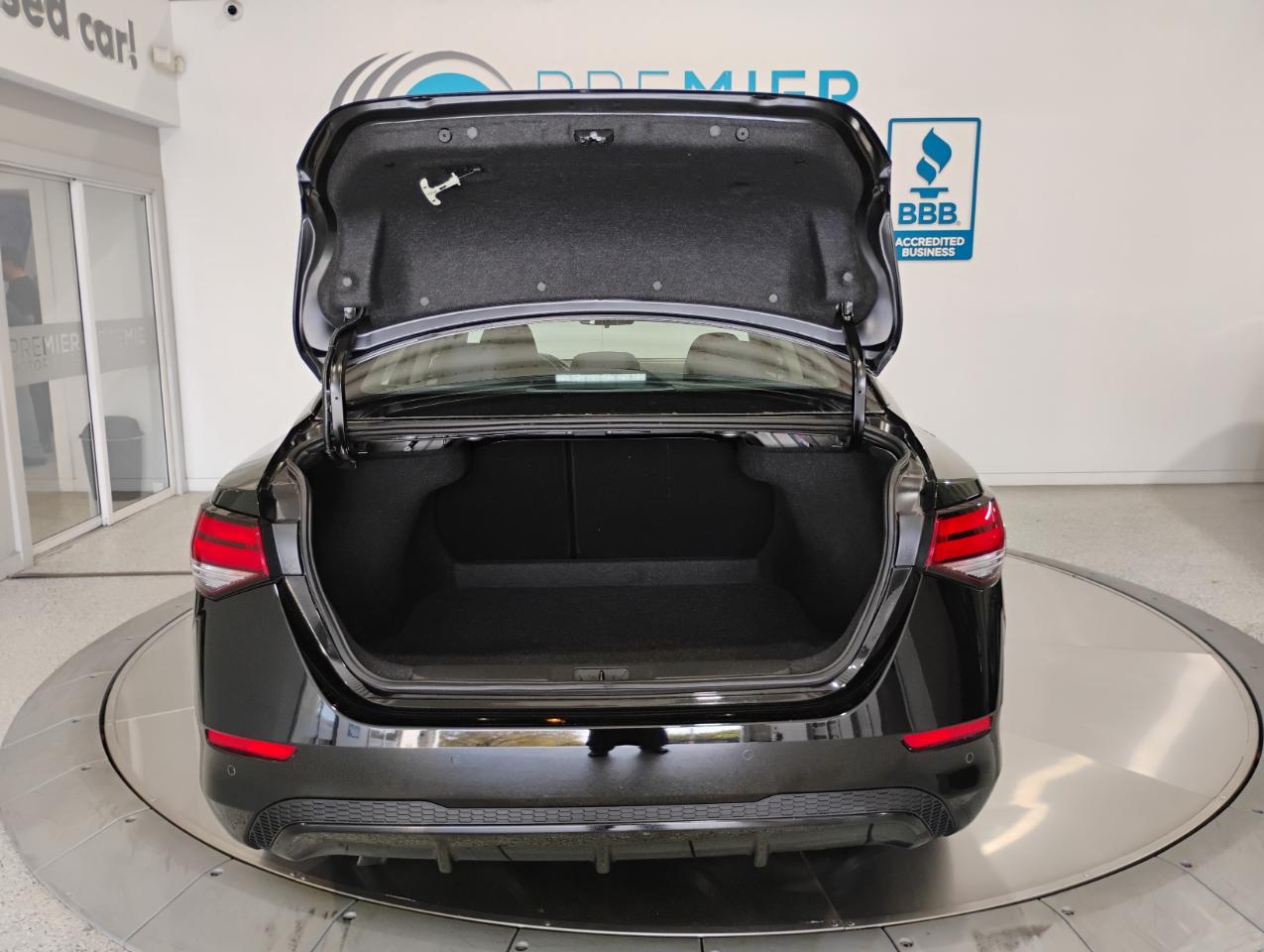 Nissan Sentra S 2025