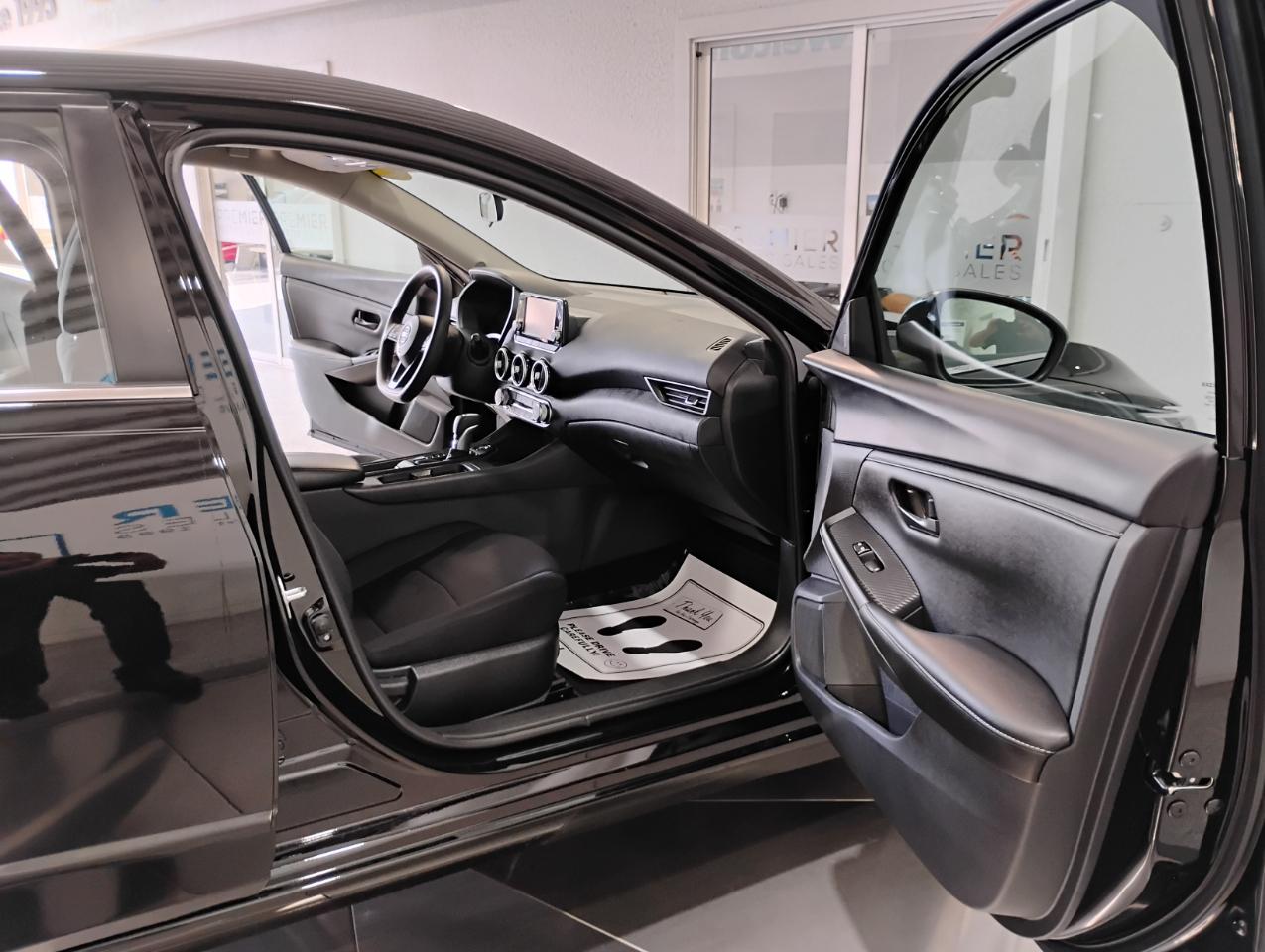 Nissan Sentra S 2025