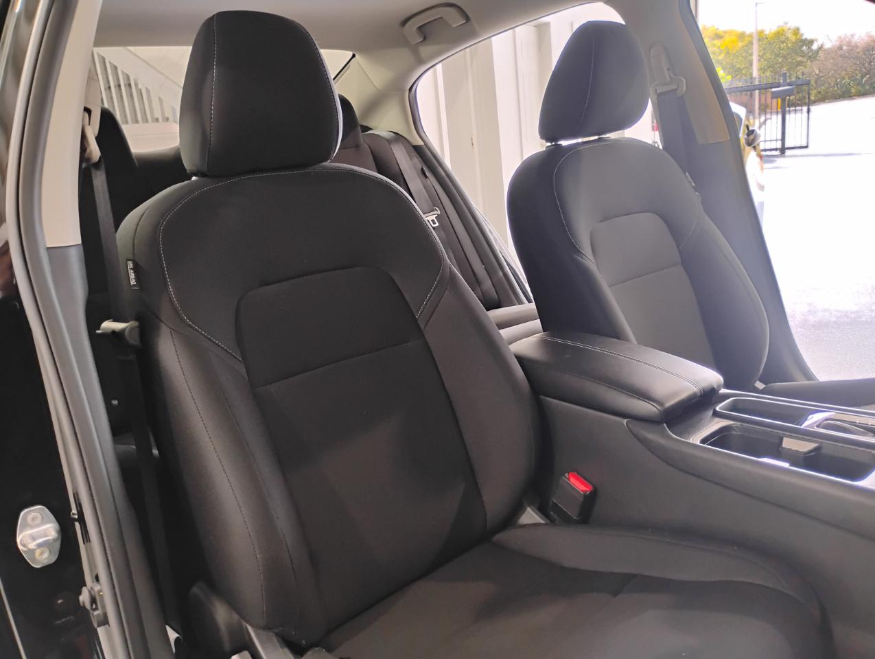 Nissan Sentra S 2025