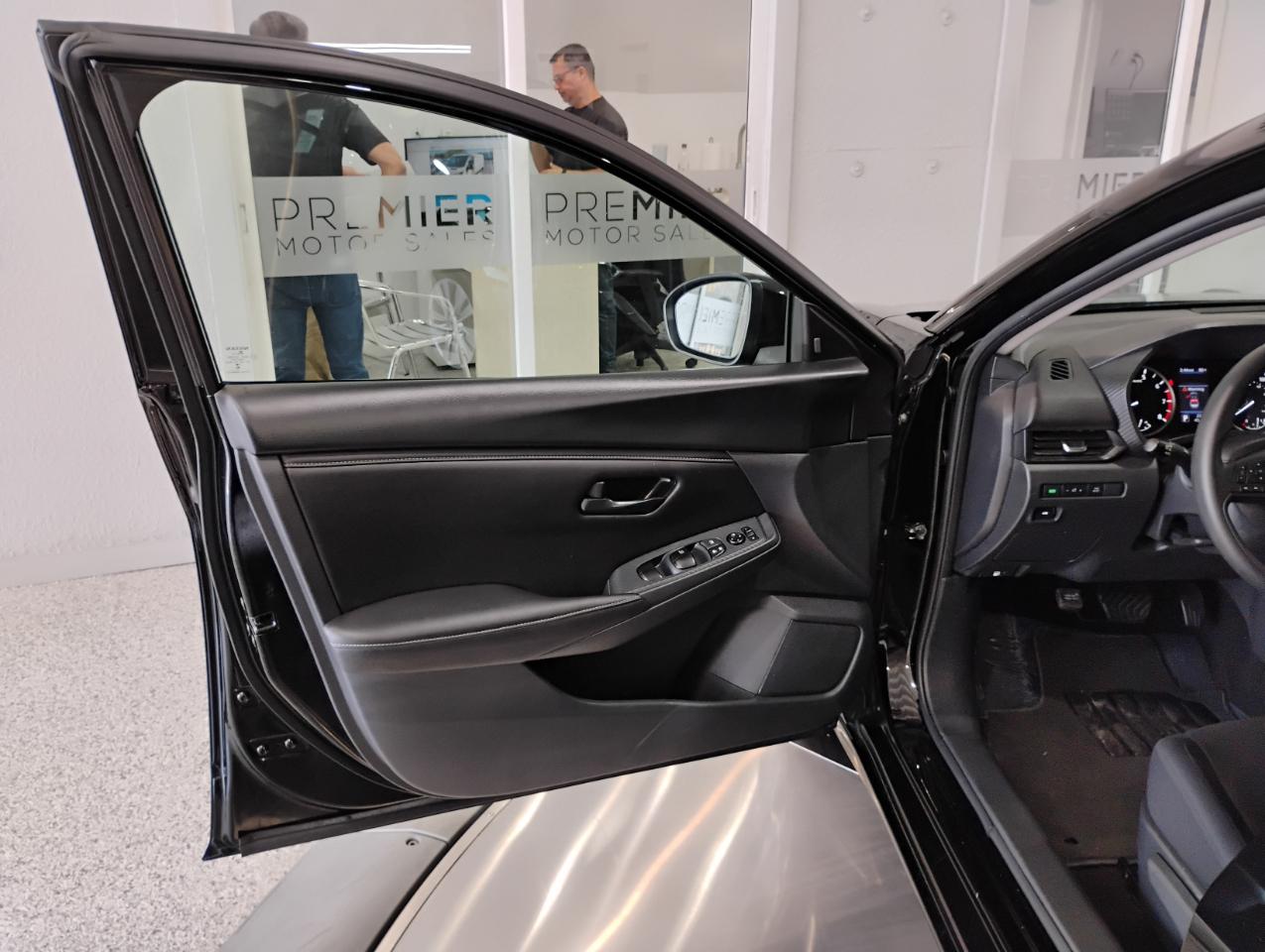 Nissan Sentra S 2025