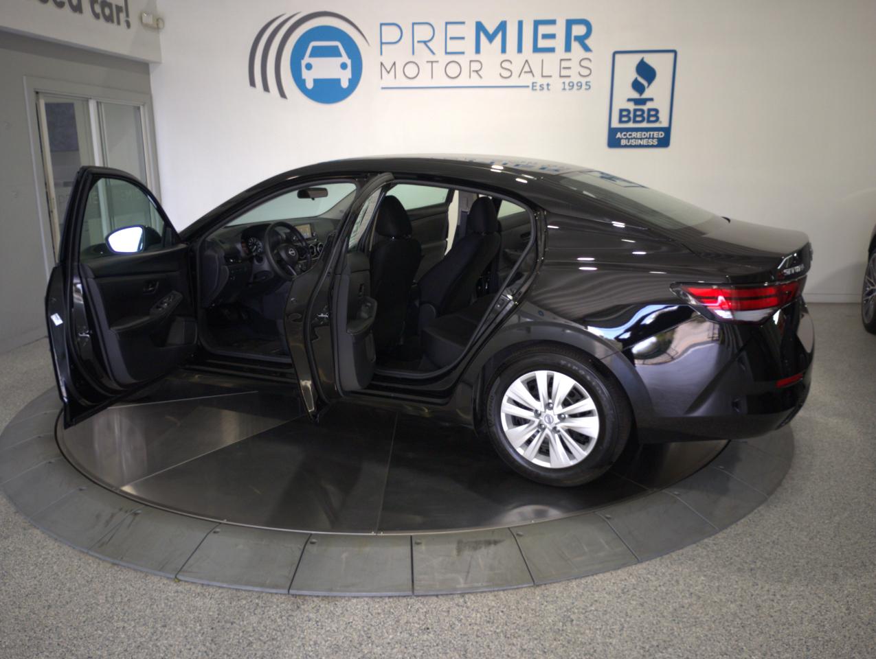 Nissan Sentra S 2025