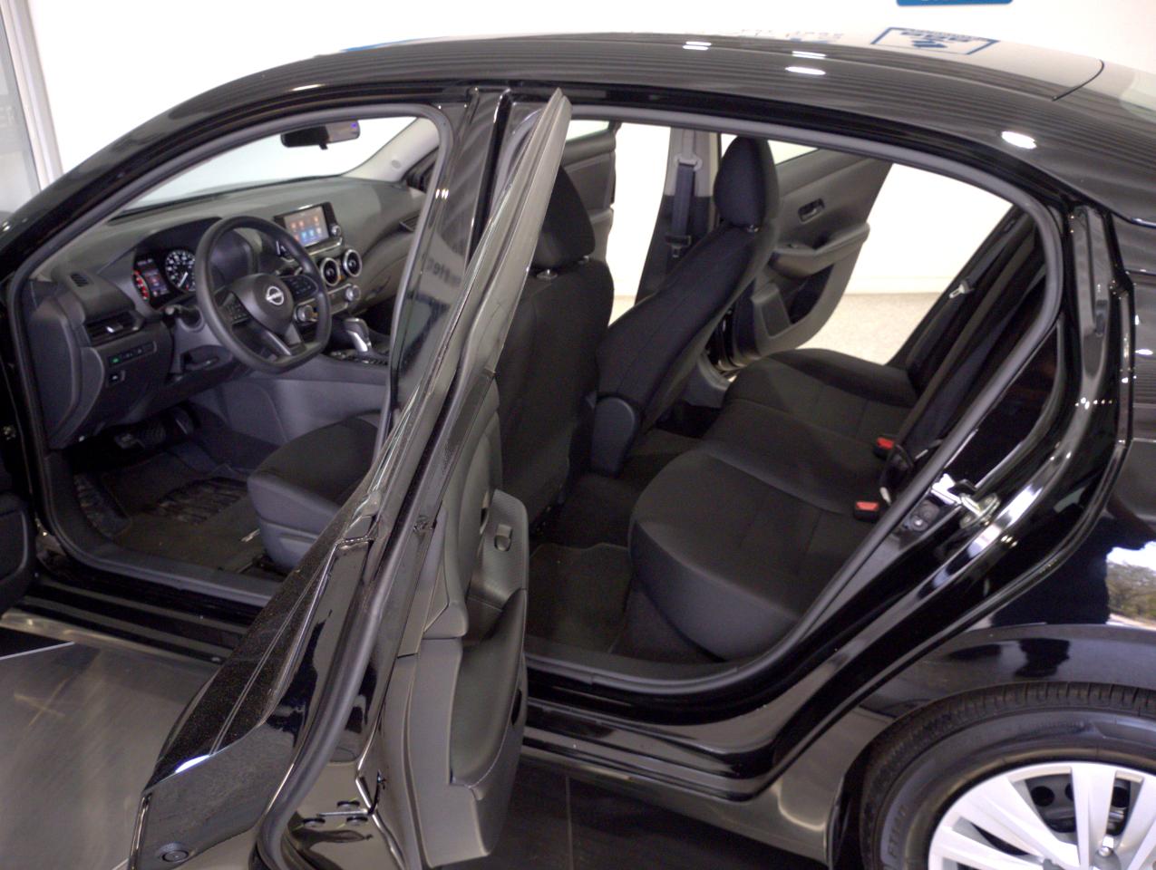 Nissan Sentra S 2025