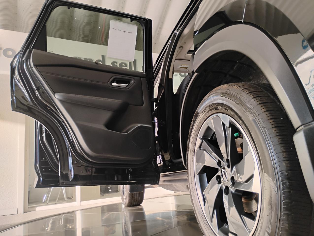 Nissan Rogue SV 2024