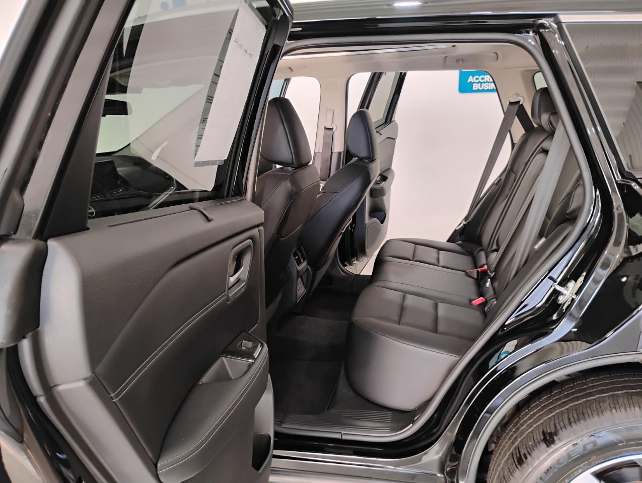 Nissan Rogue SV 2024