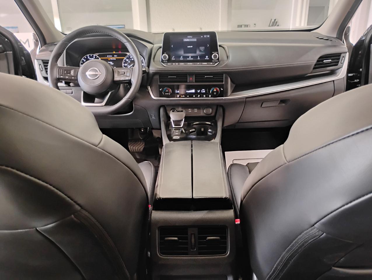 Nissan Rogue SV 2024