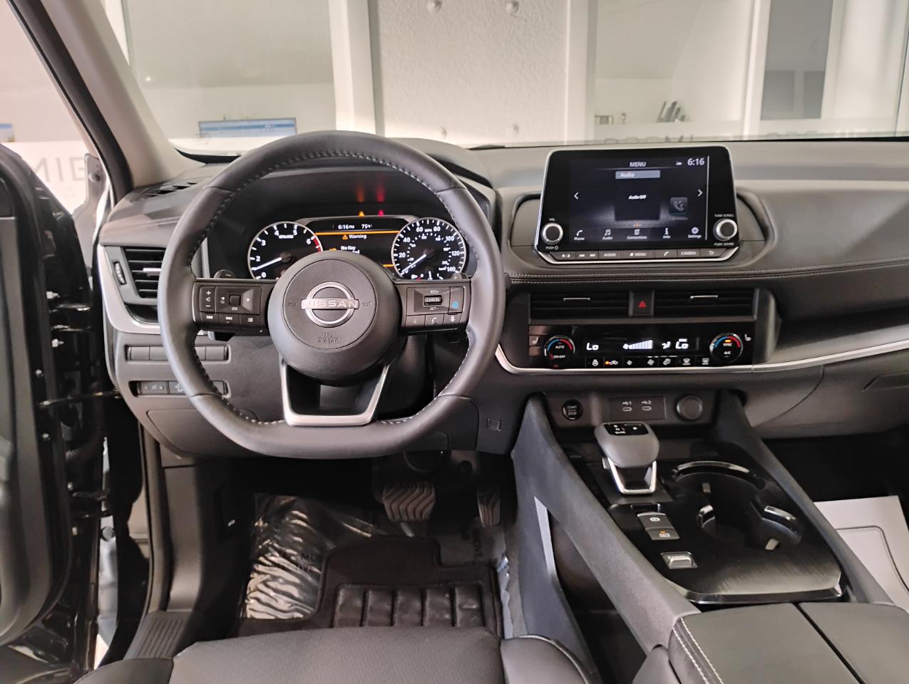 Nissan Rogue SV 2024