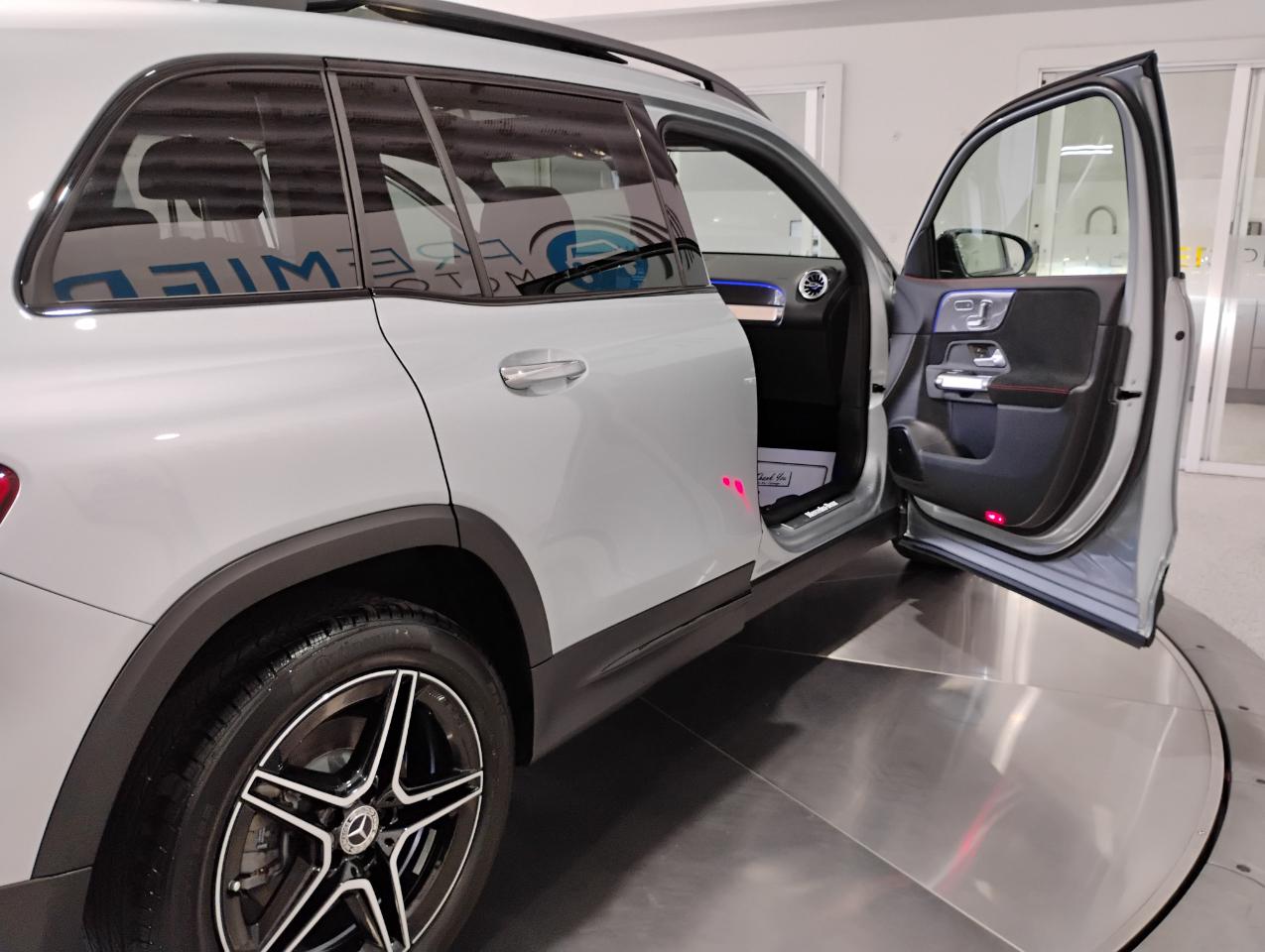 Mercedes-Benz GLB-Class GLB 250 2025