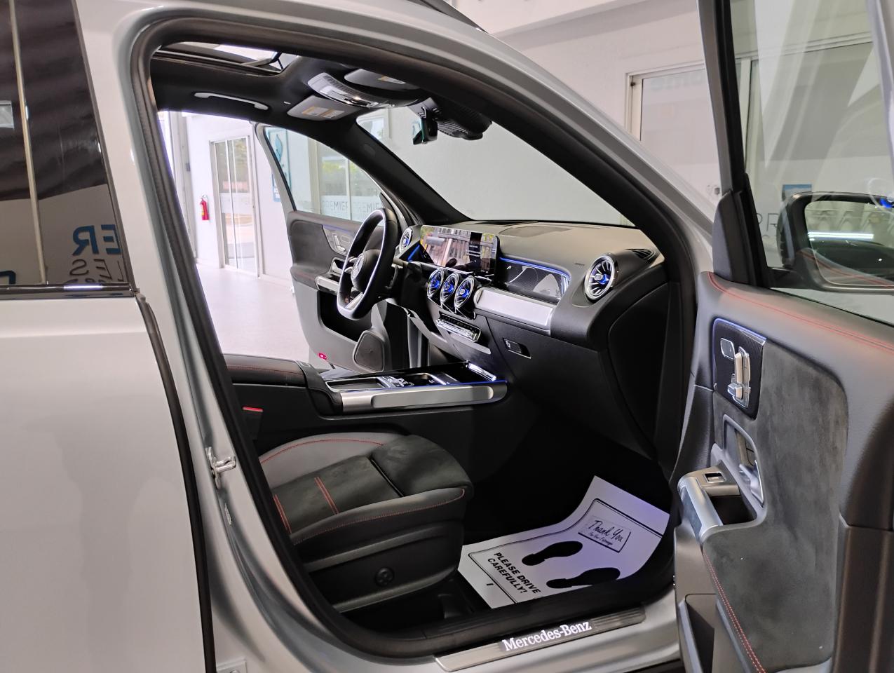 Mercedes-Benz GLB-Class GLB 250 2025