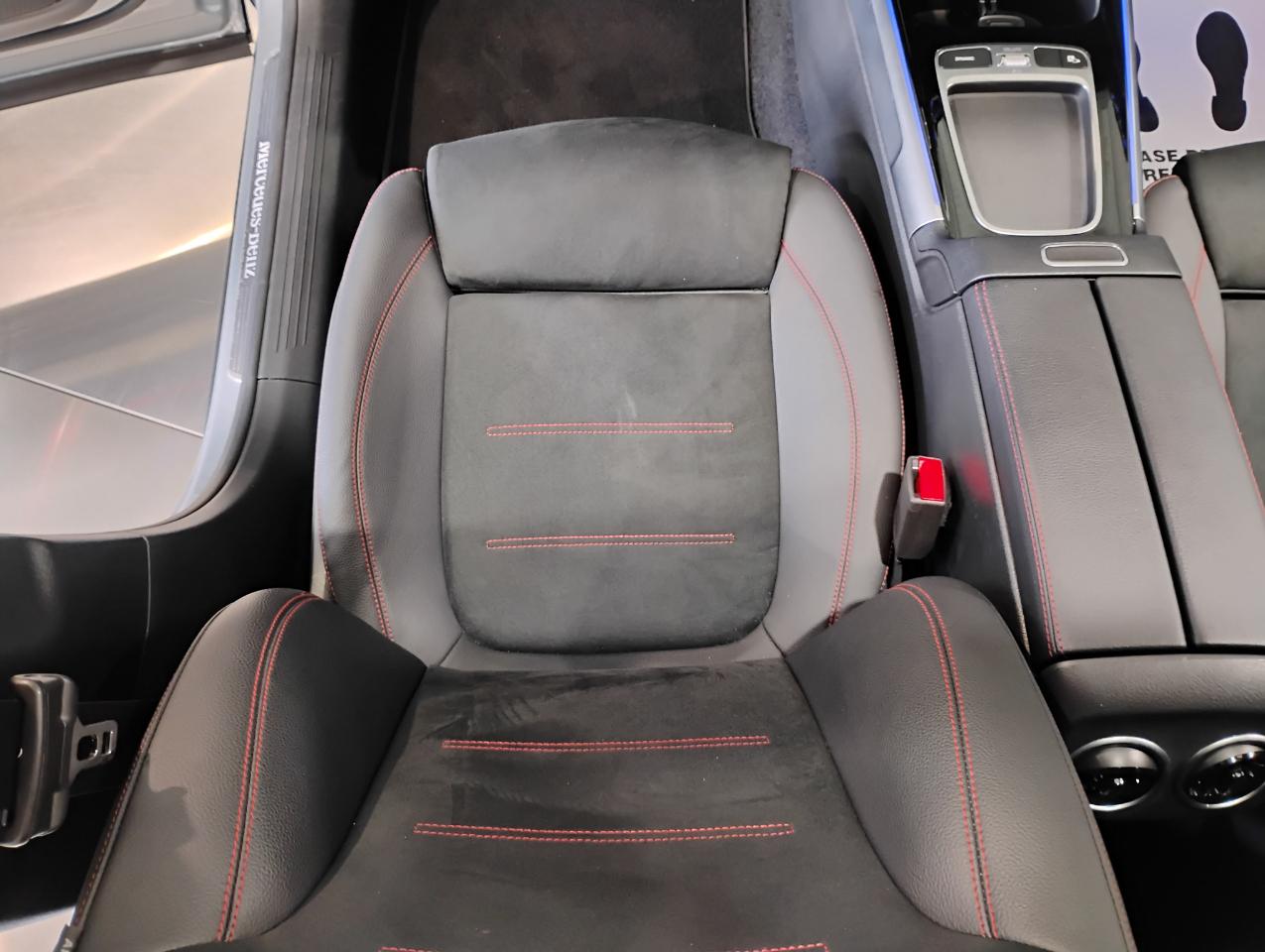 Mercedes-Benz GLB-Class GLB 250 2025