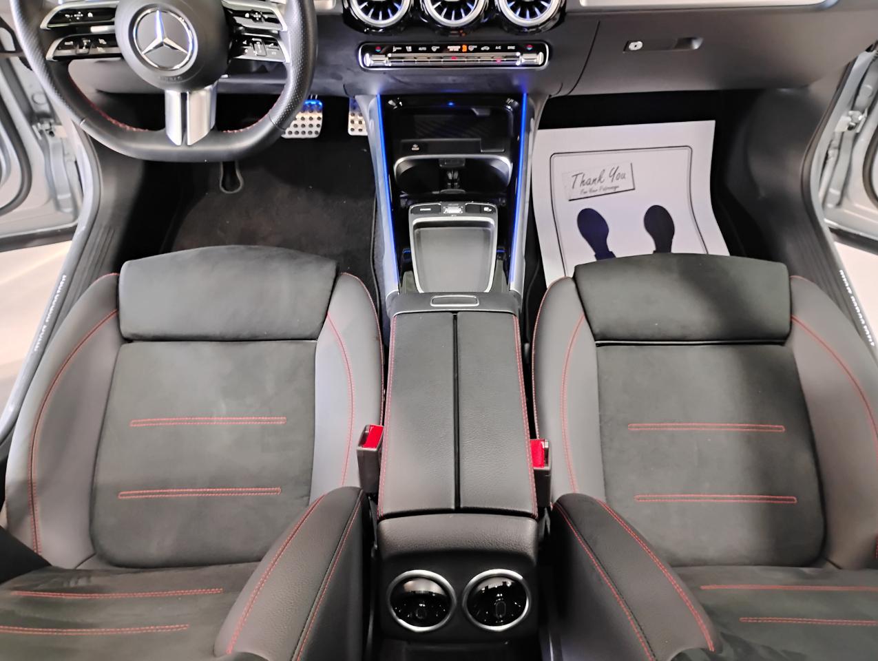 Mercedes-Benz GLB-Class GLB 250 2025