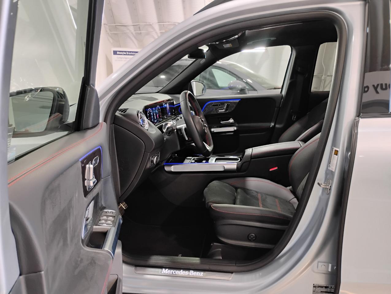 Mercedes-Benz GLB-Class GLB 250 2025