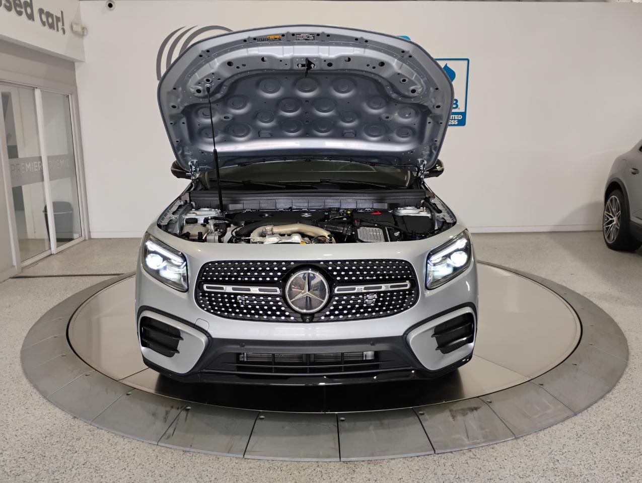 Mercedes-Benz GLB-Class GLB 250 2025