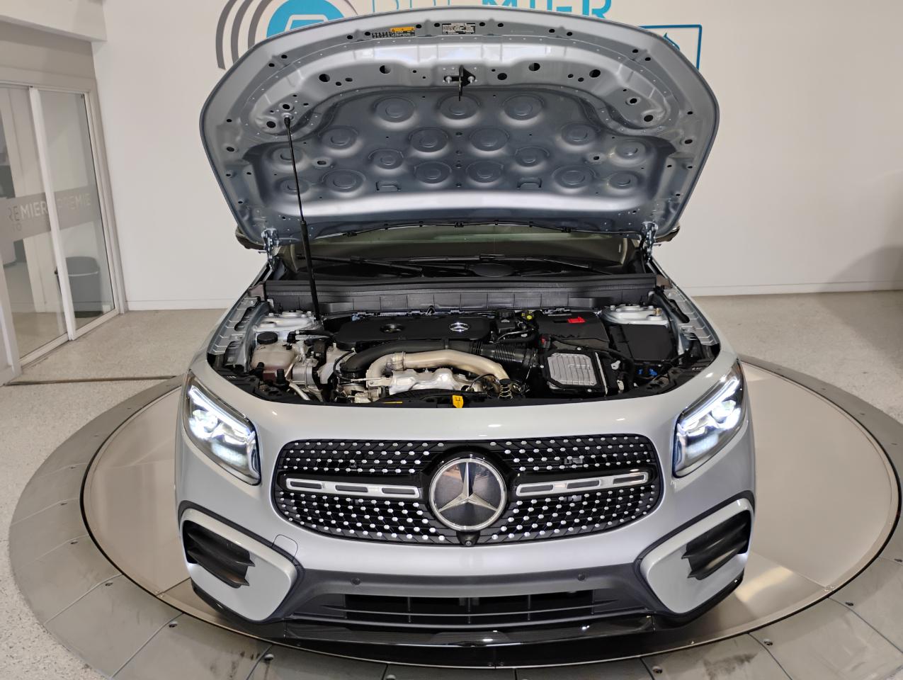 Mercedes-Benz GLB-Class GLB 250 2025