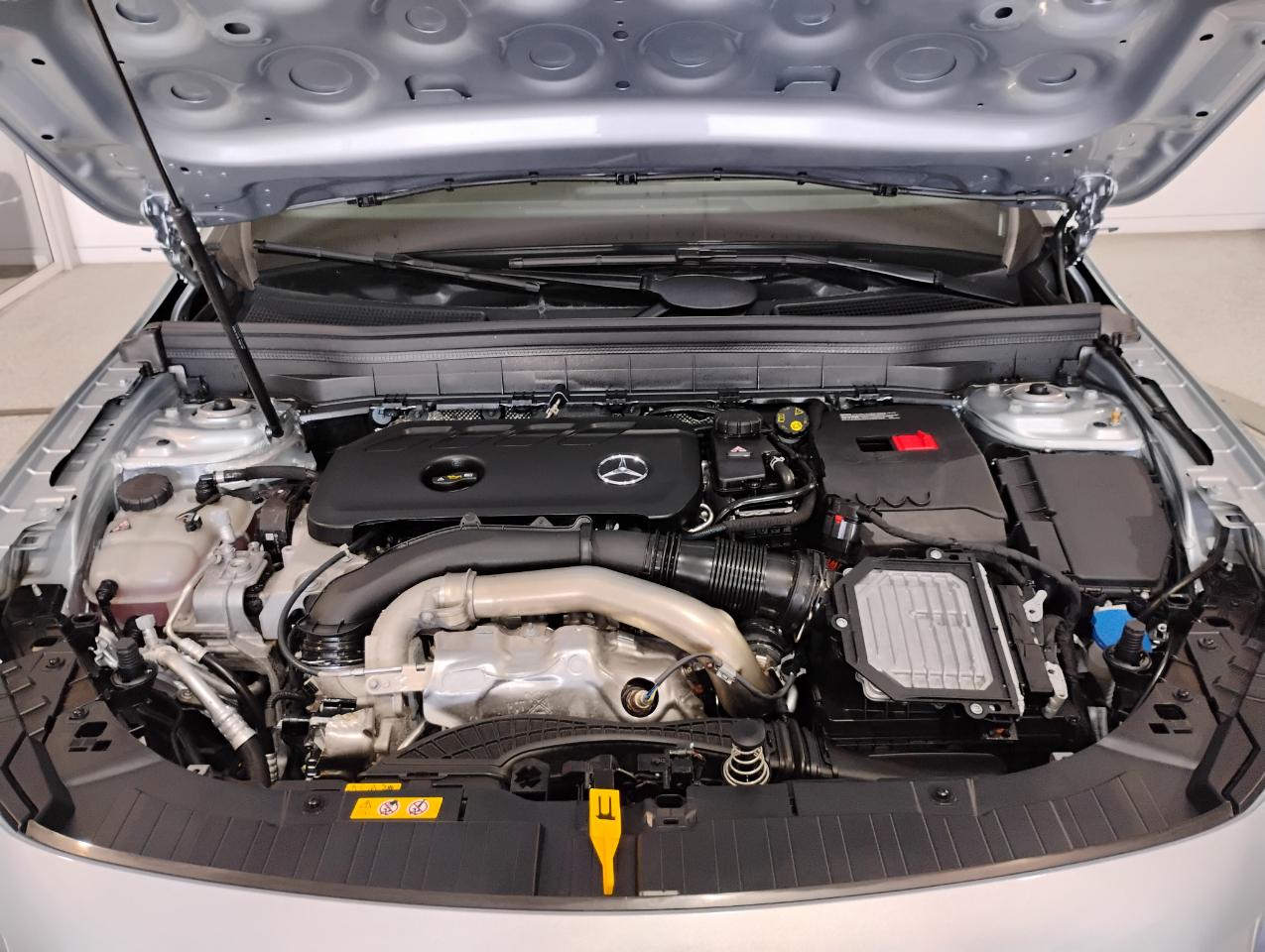 Mercedes-Benz GLB-Class GLB 250 2025