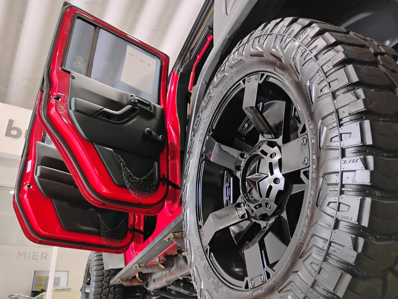 Jeep Wrangler Unlimited Sport 4WD 2015