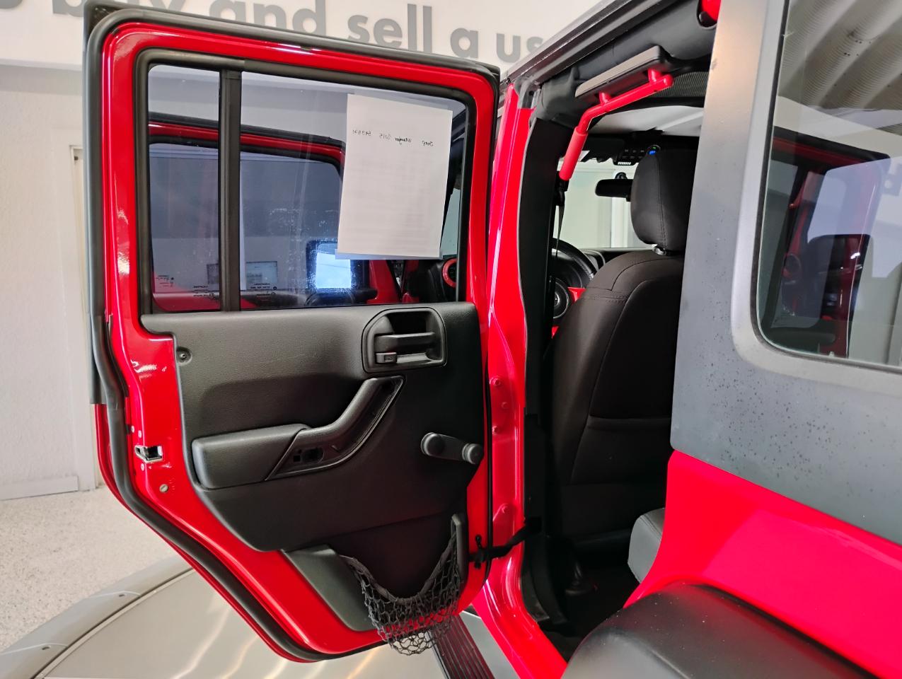 Jeep Wrangler Unlimited Sport 4WD 2015