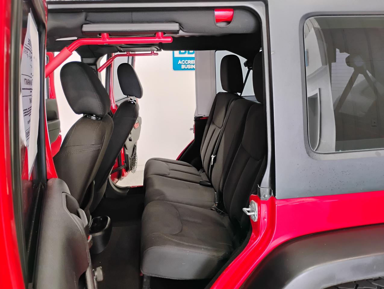 Jeep Wrangler Unlimited Sport 4WD 2015