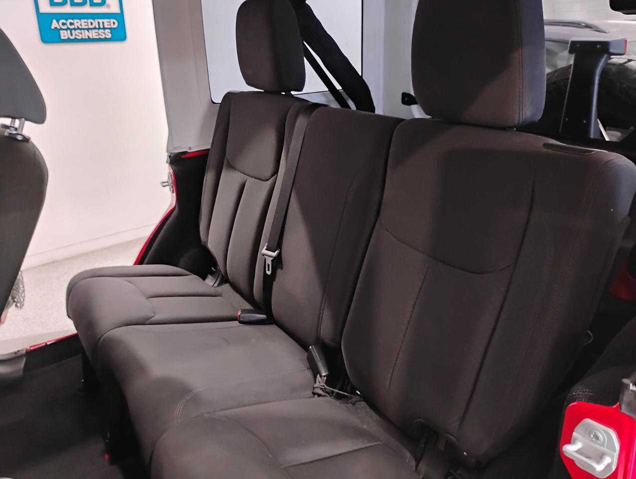 Jeep Wrangler Unlimited Sport 4WD 2015