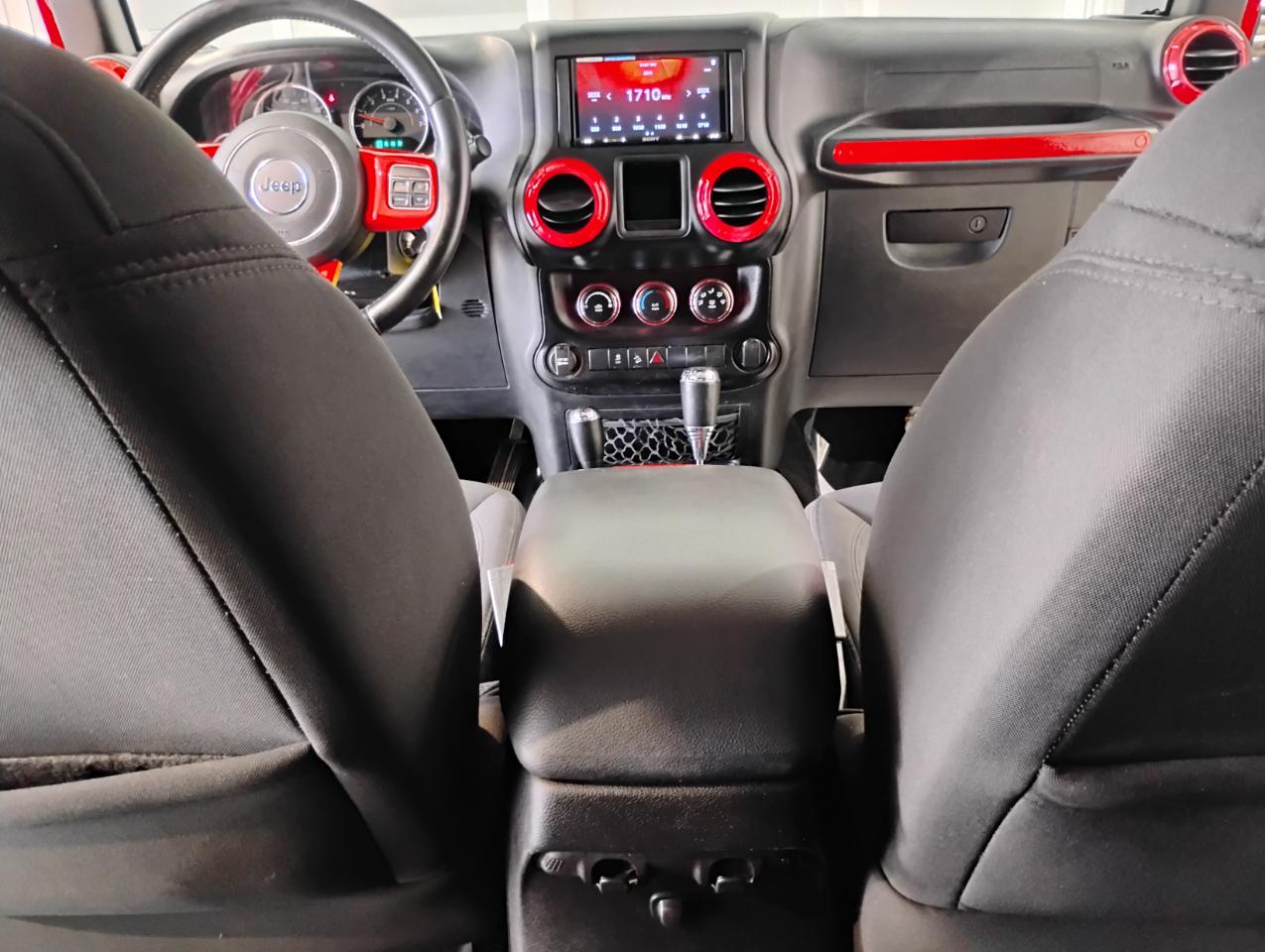 Jeep Wrangler Unlimited Sport 4WD 2015