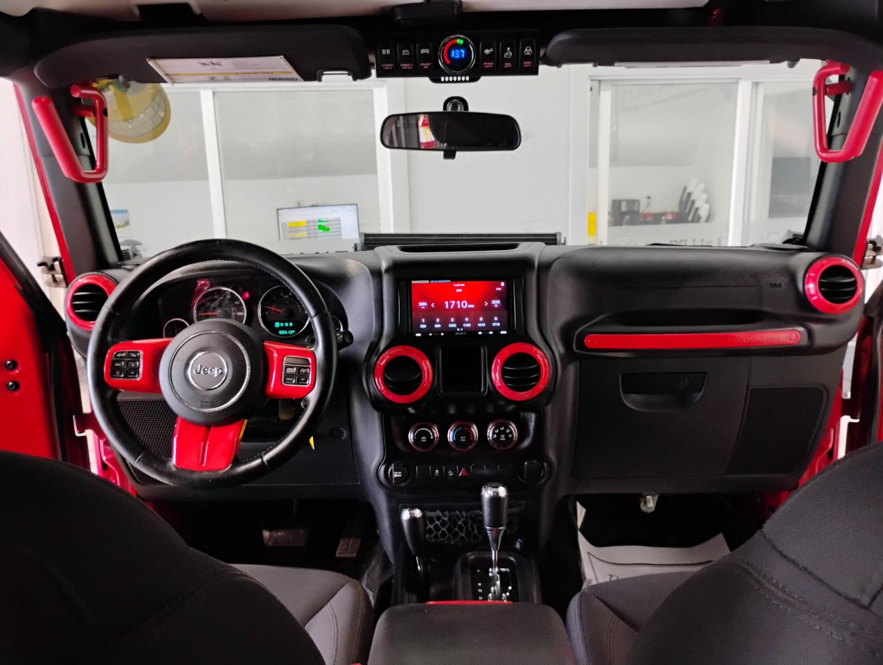 Jeep Wrangler Unlimited Sport 4WD 2015