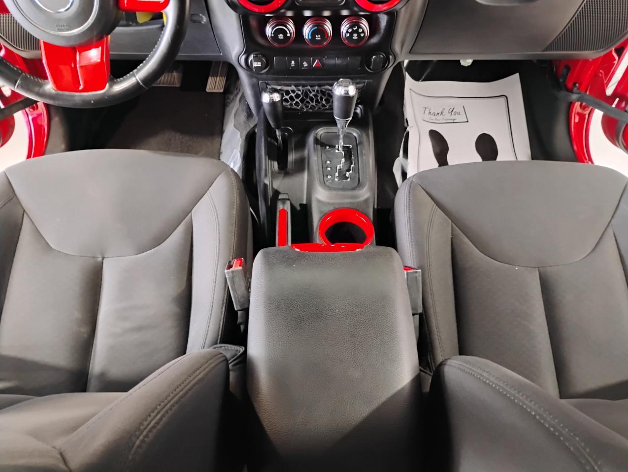 Jeep Wrangler Unlimited Sport 4WD 2015