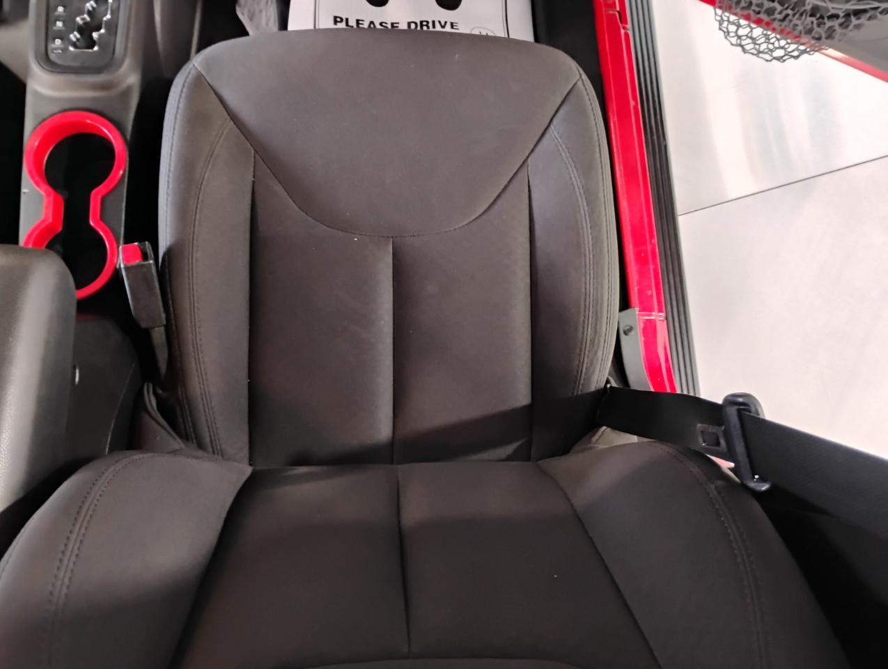 Jeep Wrangler Unlimited Sport 4WD 2015