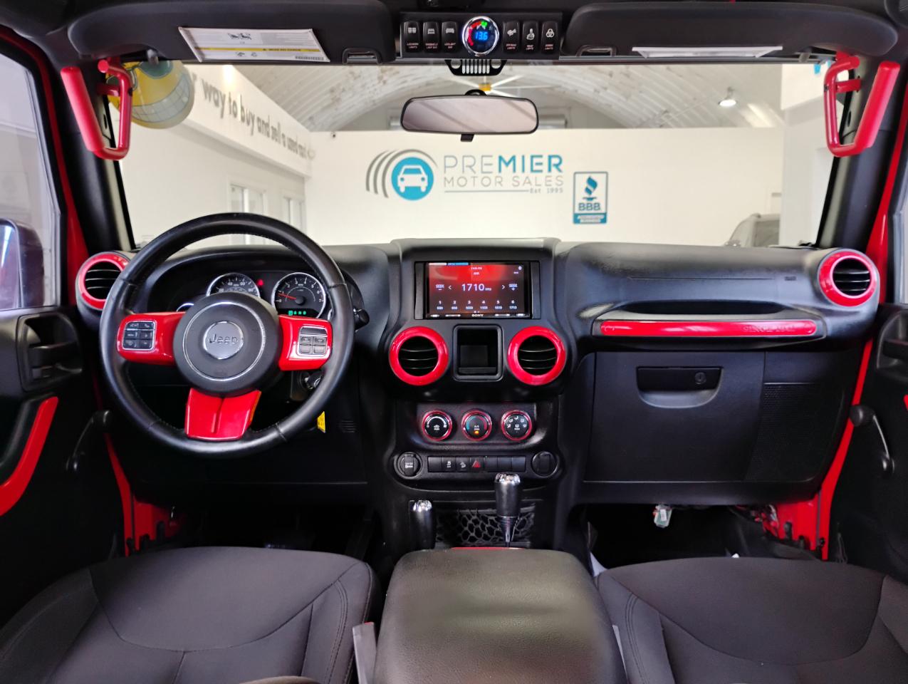 Jeep Wrangler Unlimited Sport 4WD 2015