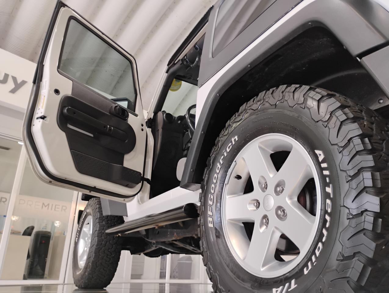 Jeep Wrangler Sport 4WD 2010