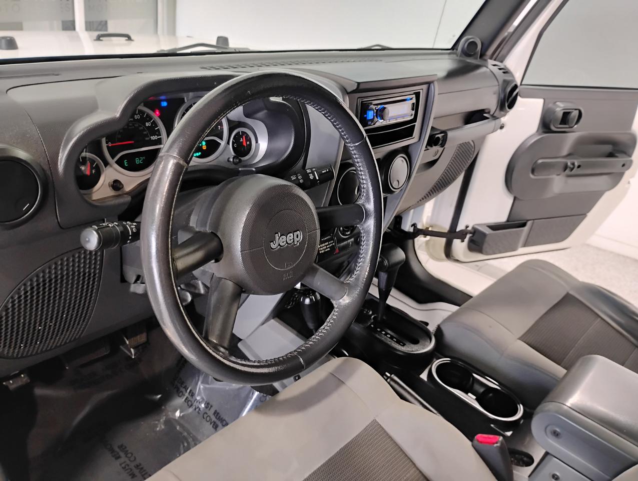 Jeep Wrangler Sport 4WD 2010