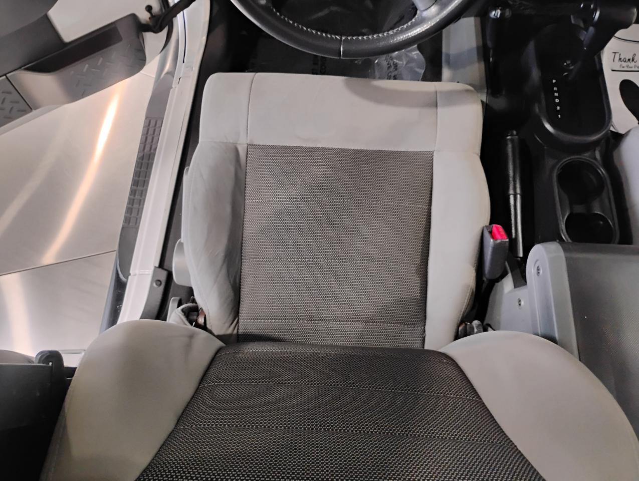 Jeep Wrangler Sport 4WD 2010