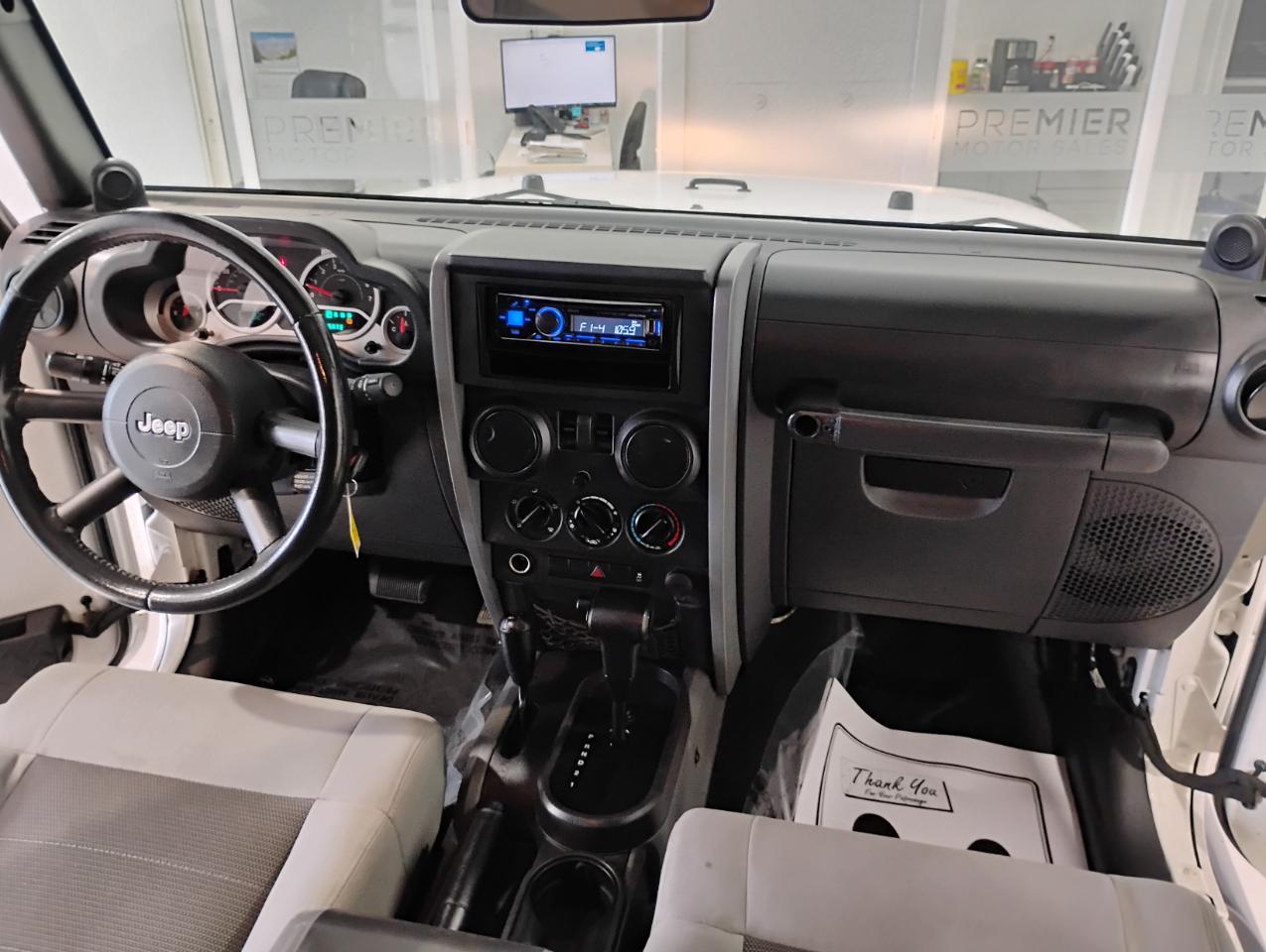 Jeep Wrangler Sport 4WD 2010