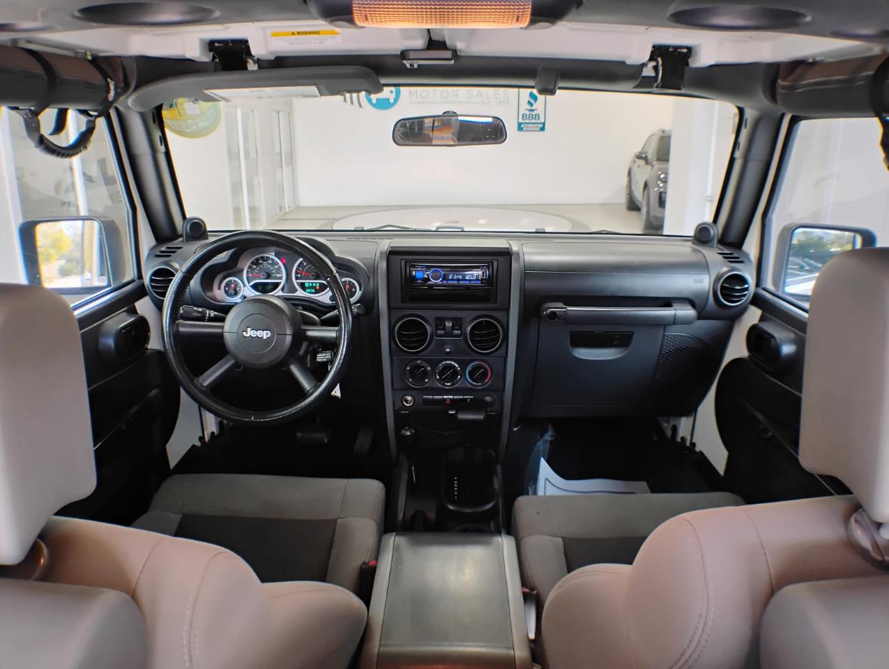 Jeep Wrangler Sport 4WD 2010