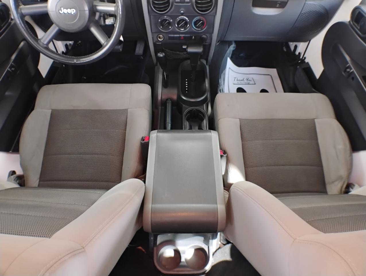 Jeep Wrangler Sport 4WD 2010