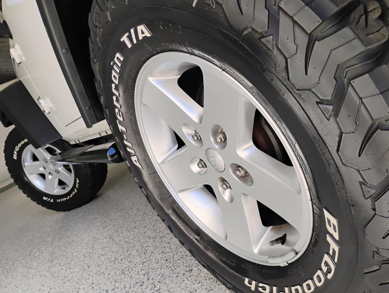 Jeep Wrangler Sport 4WD 2010