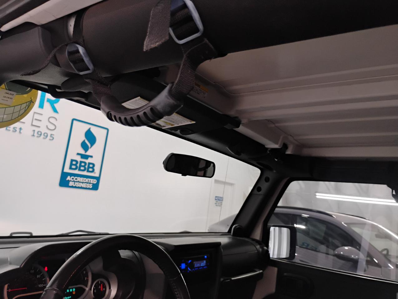 Jeep Wrangler Sport 4WD 2010