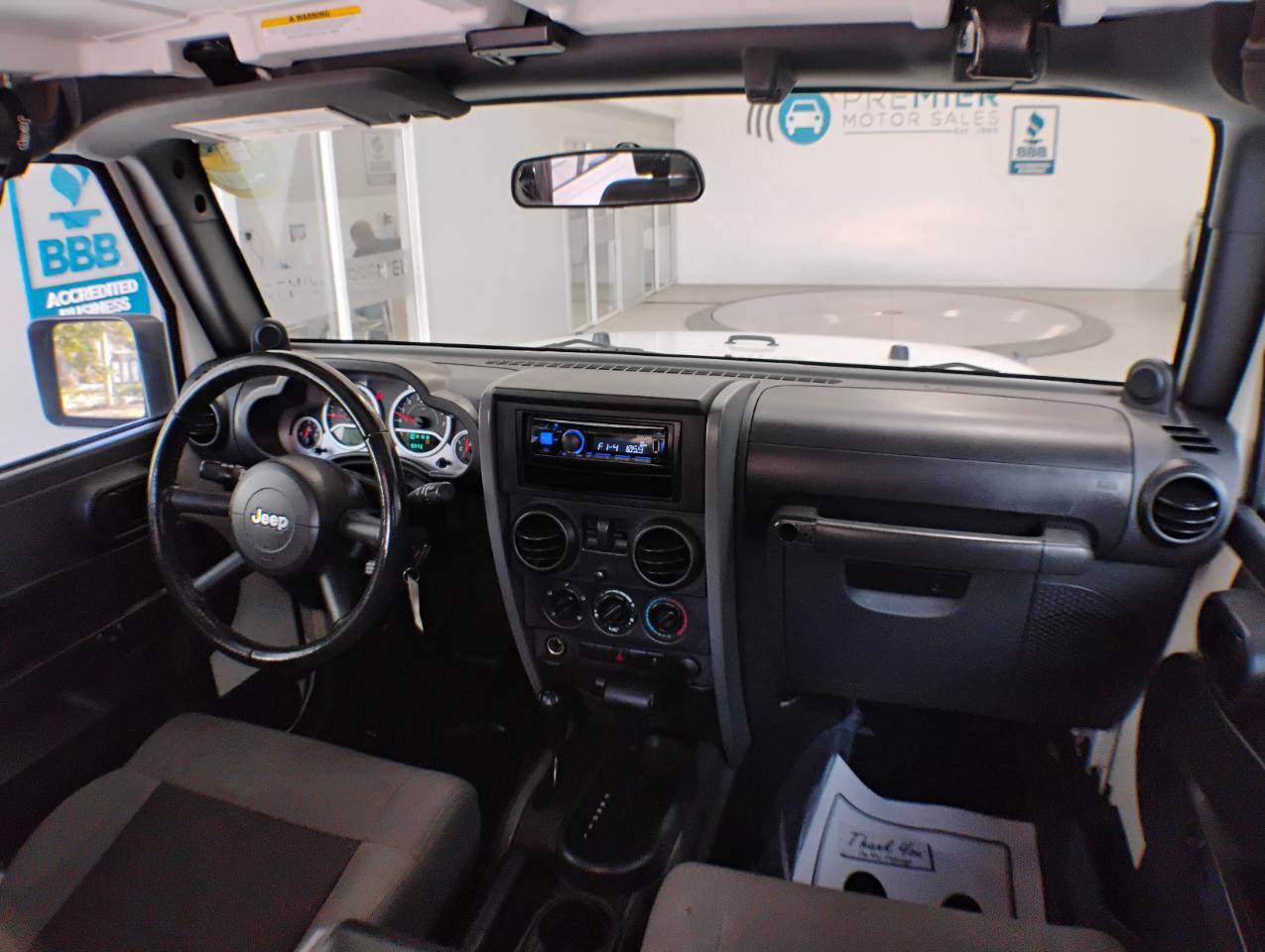 Jeep Wrangler Sport 4WD 2010