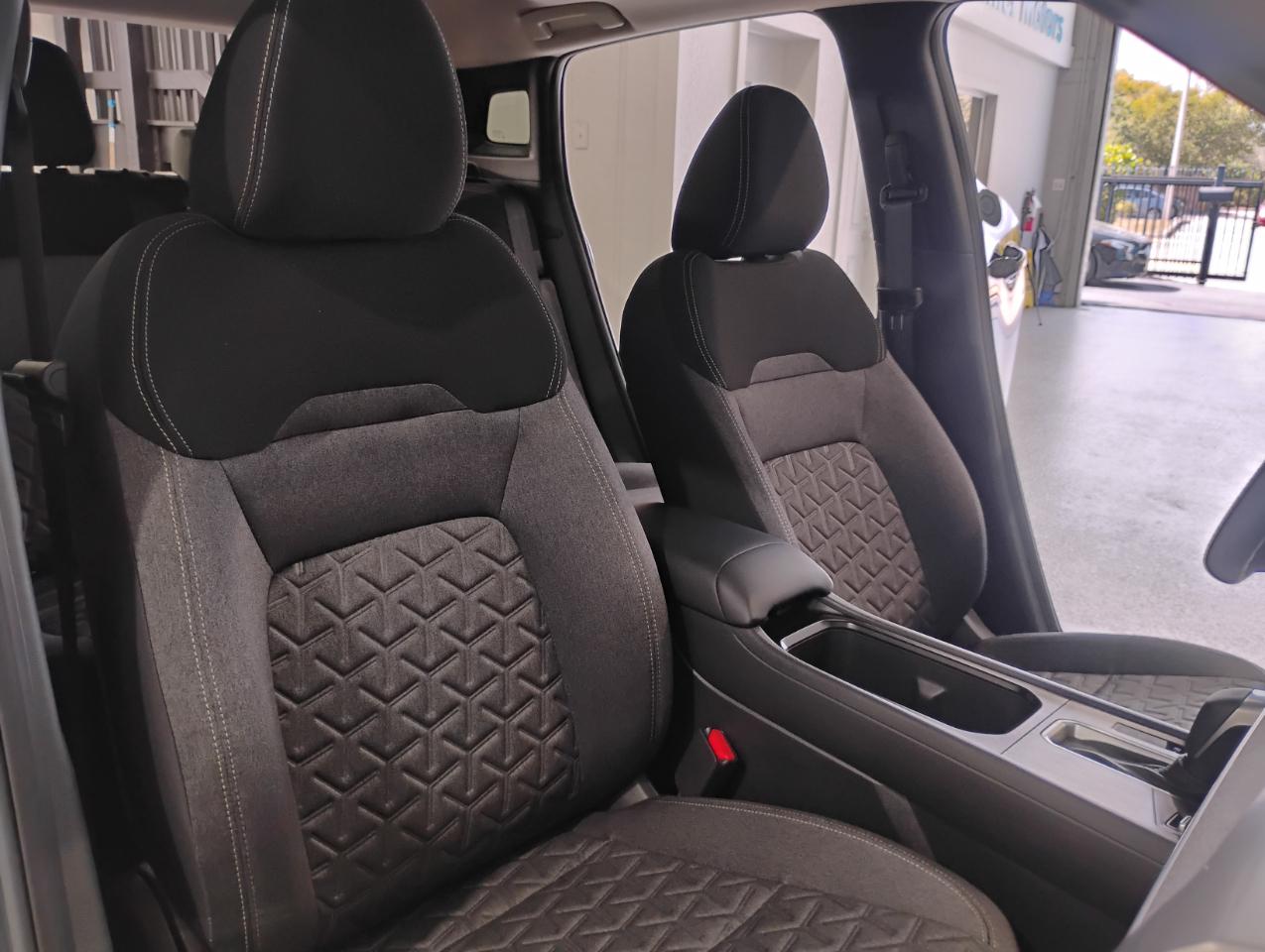 Nissan Kicks SV 2025