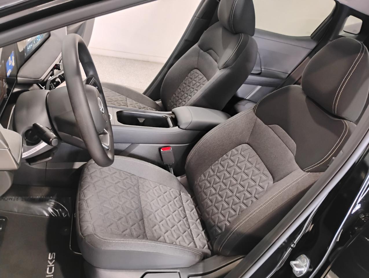 Nissan Kicks SV 2025