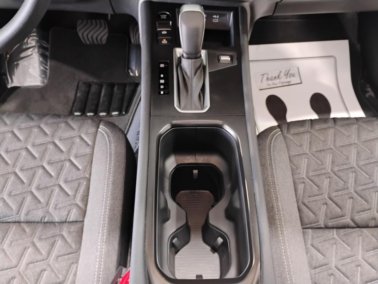 Nissan Kicks SV 2025