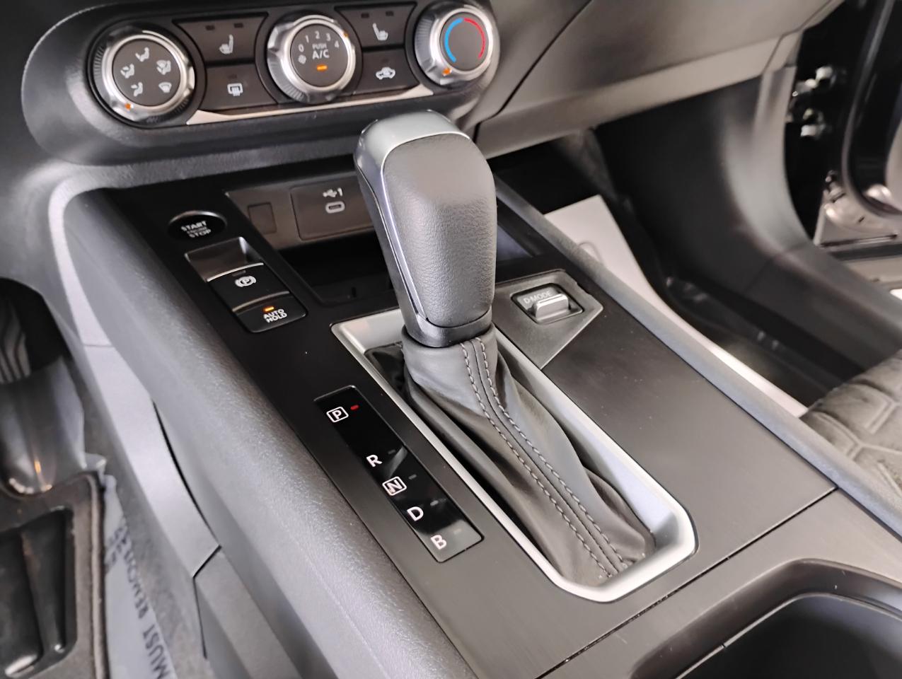 Nissan Kicks SV 2025