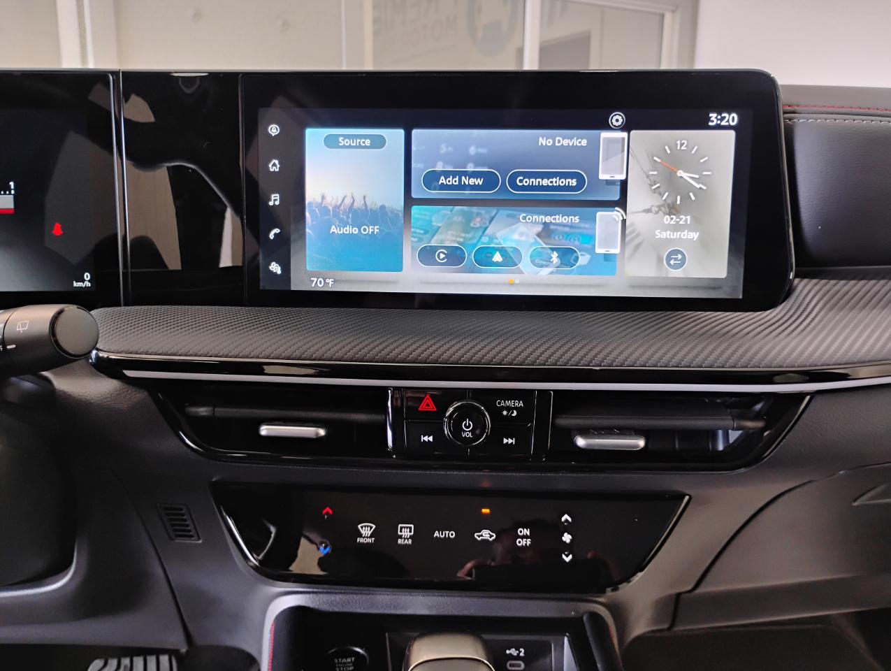 Nissan Kicks SR 2025