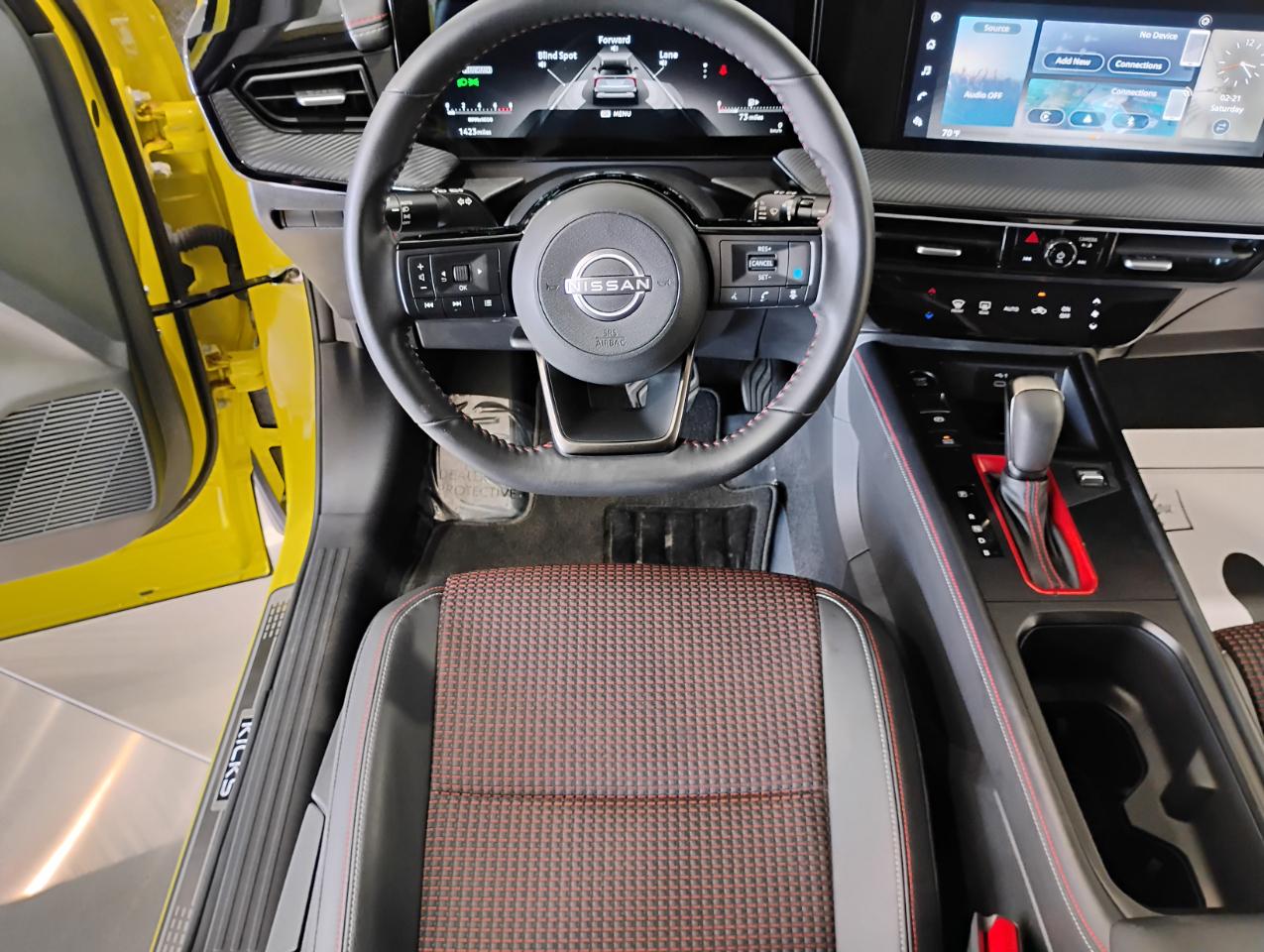 Nissan Kicks SR 2025