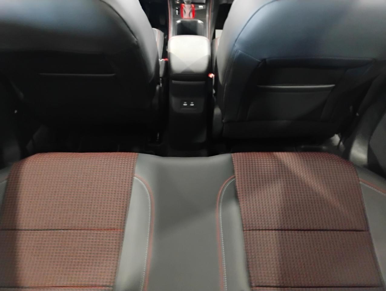 Nissan Kicks SR 2025